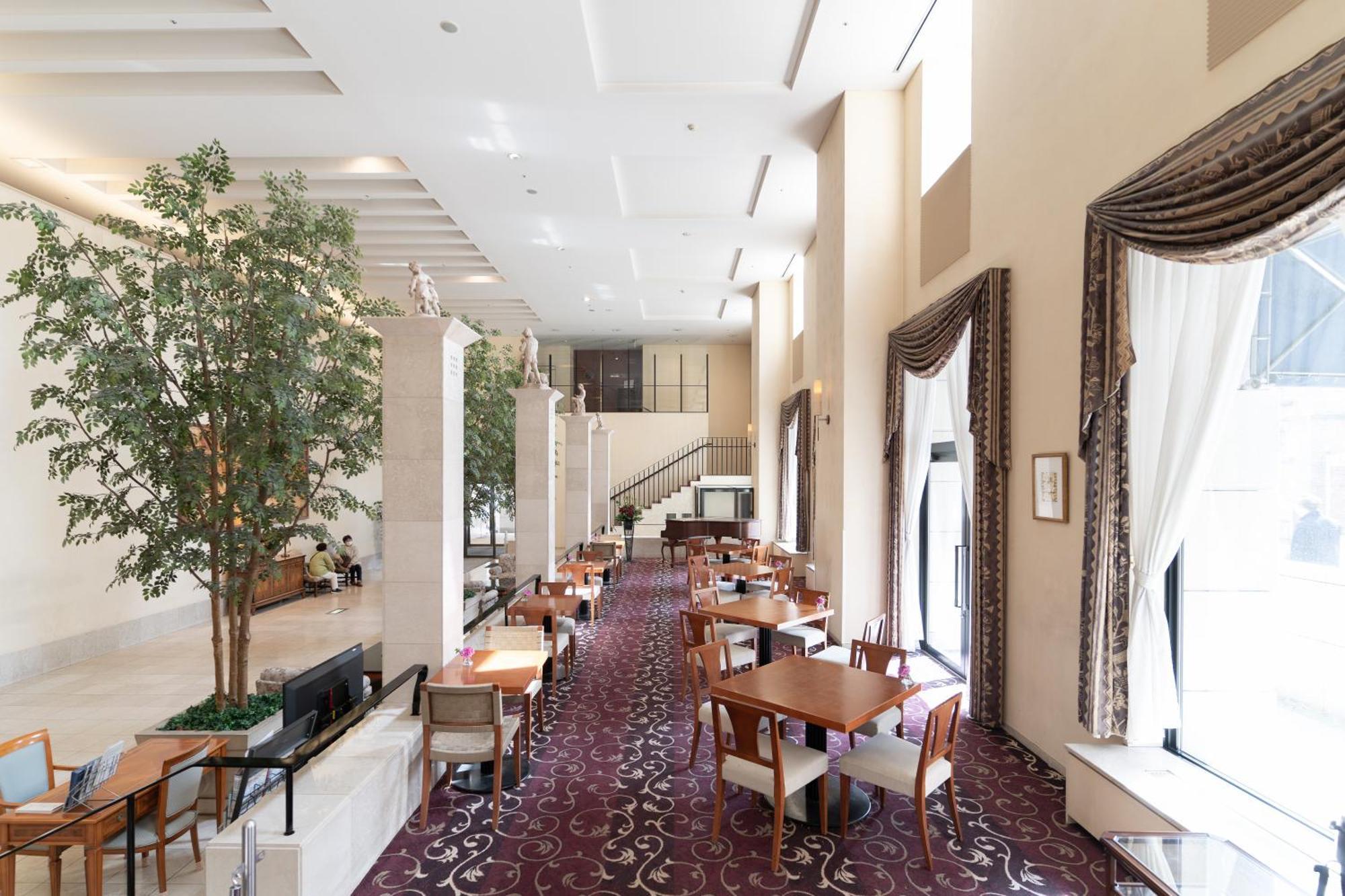 Authent Hotel